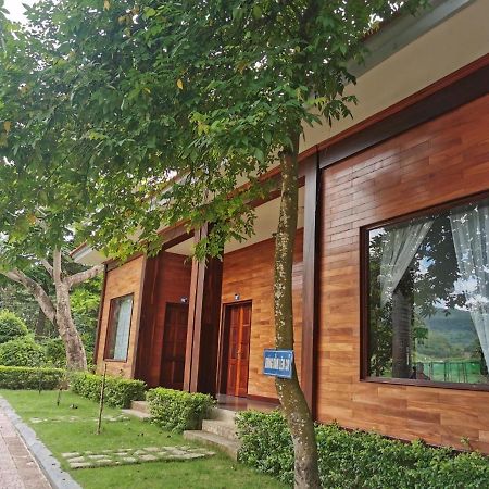 Him Lam Resort Dien Bien Phu Bagian luar foto